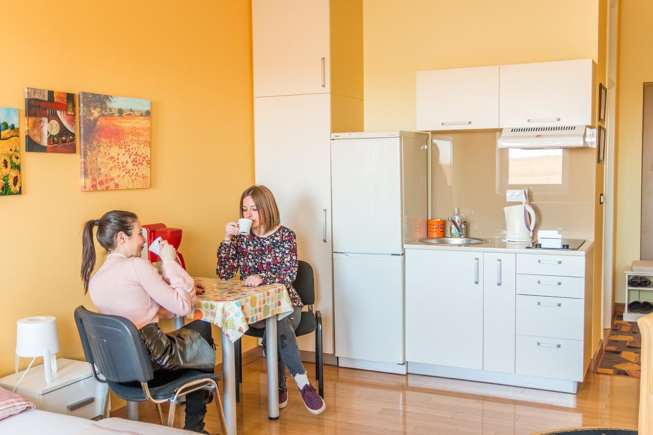 Kalanj Apartmani I Sobe Beograd Bagian luar foto